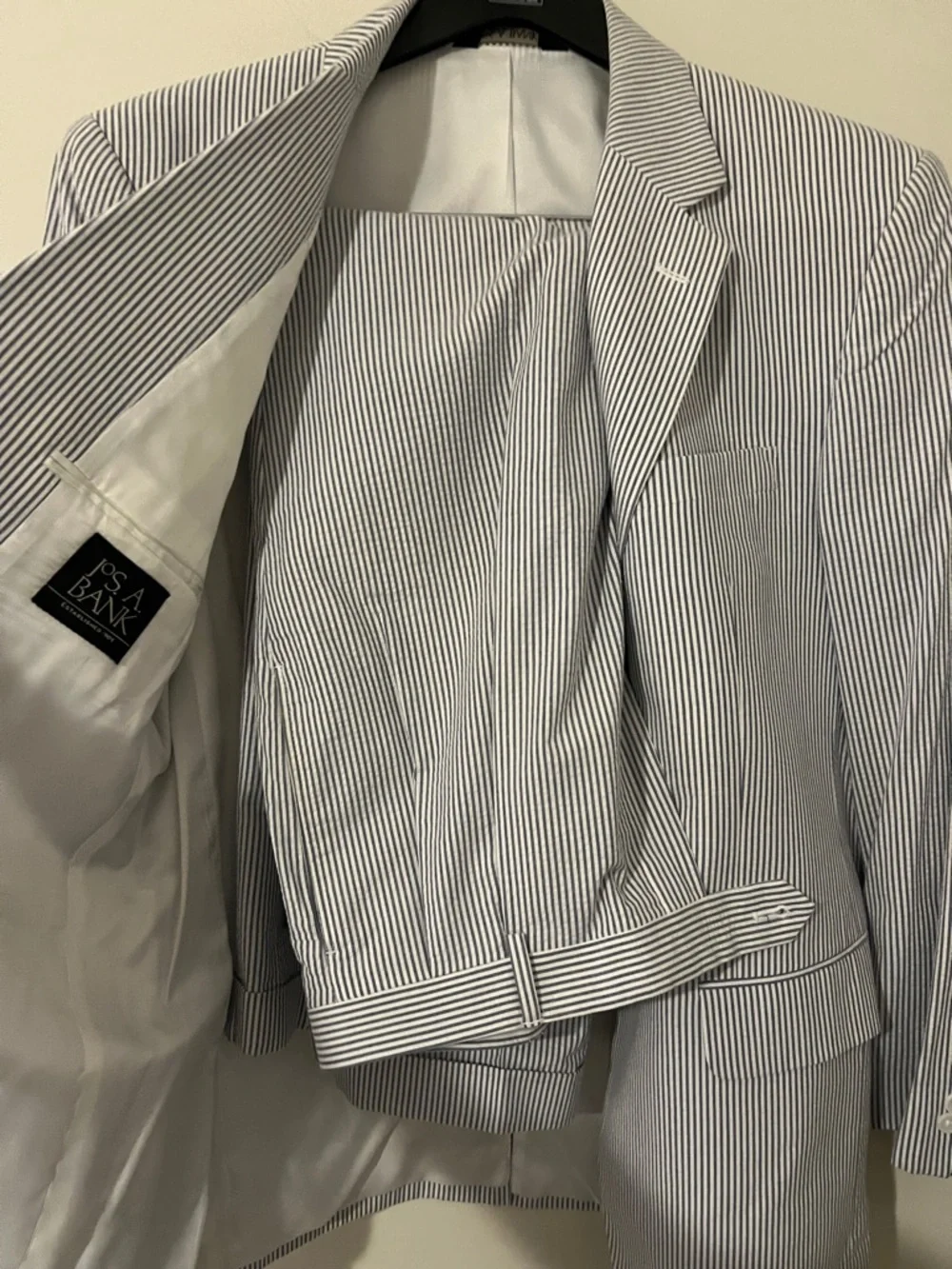 Jos. A. Bank Navy and White Striped Seersucker Sport Coat - Picture 2 of 3